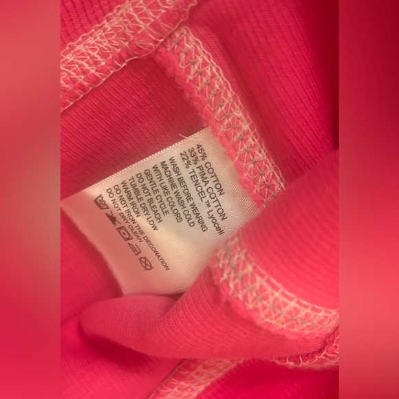 *SOLD*Tommy Bahama Tobago Ombré Pink Sweatshirt - Picture 11 of 13